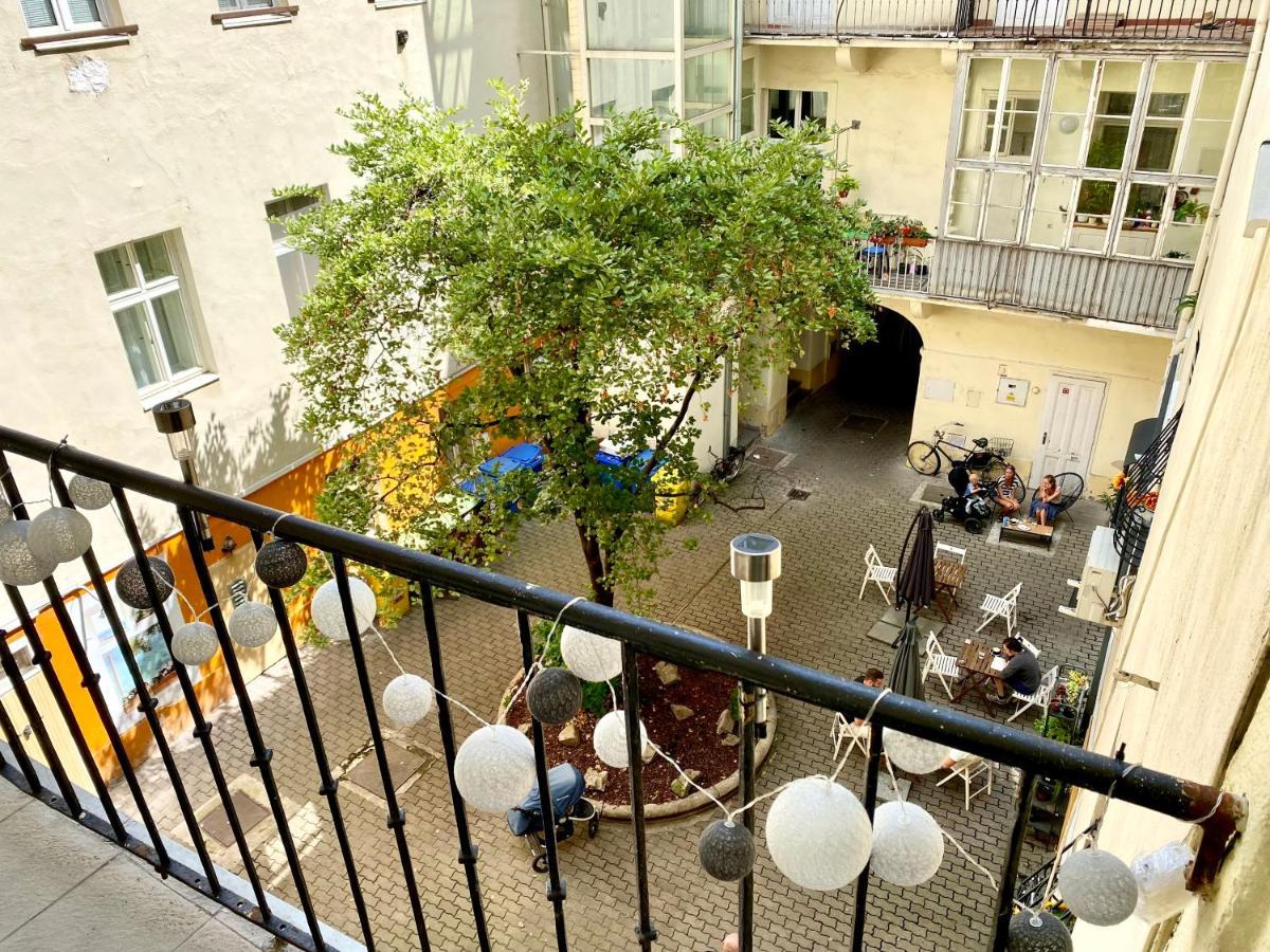 Urban Jungle Old Town Air Conditioned Appartement